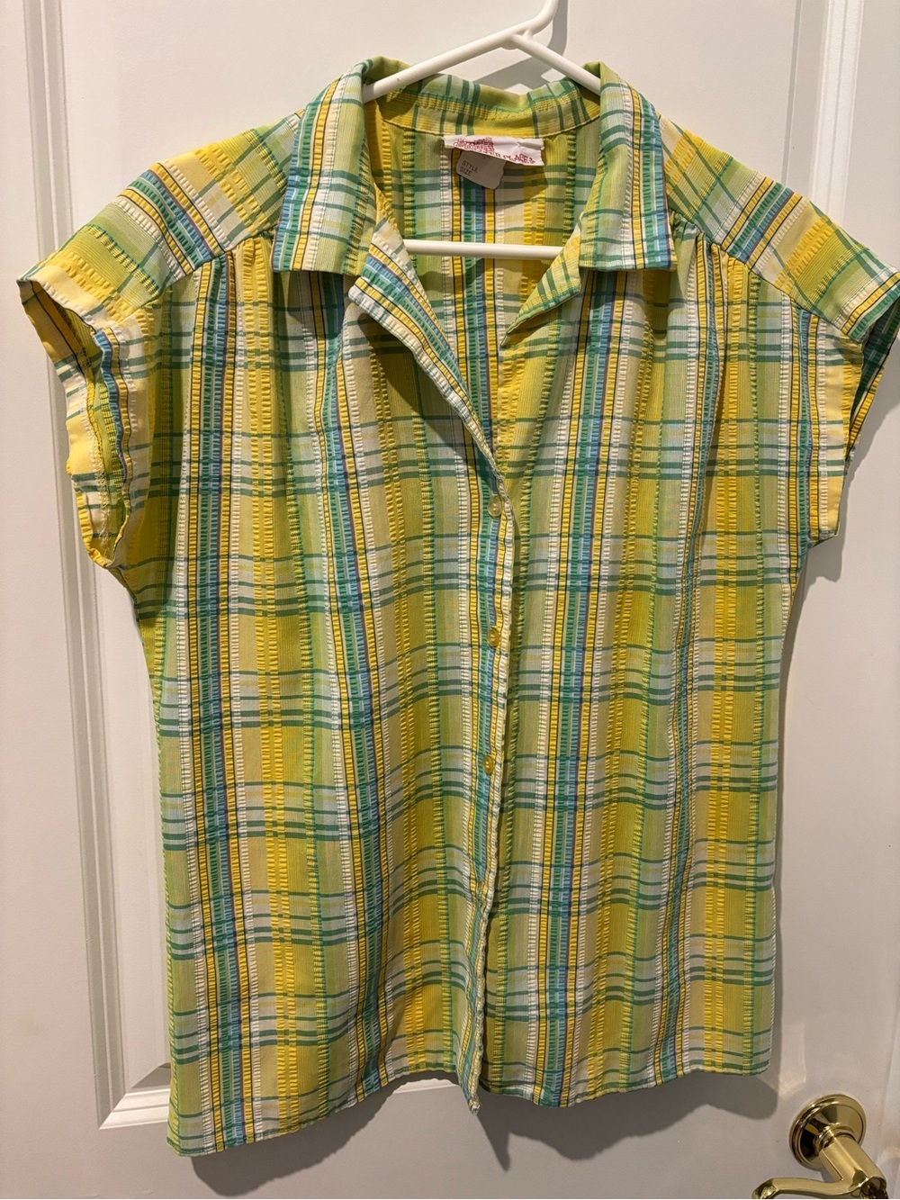Vintage 70s cap sleeve seersucker yellow blue green polyester cotton plaid shirt